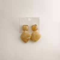 گوشواره میناکاری ابر و بادی عسلی لوزی