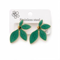 گوشواره برگ میناکاری سبز