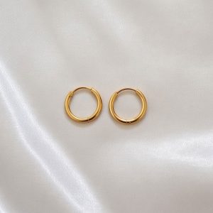 گوشواره حلقه‌ای طلایی کوچک